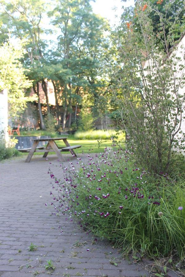 Canopee Guesthouse Ixelles Bagian luar foto