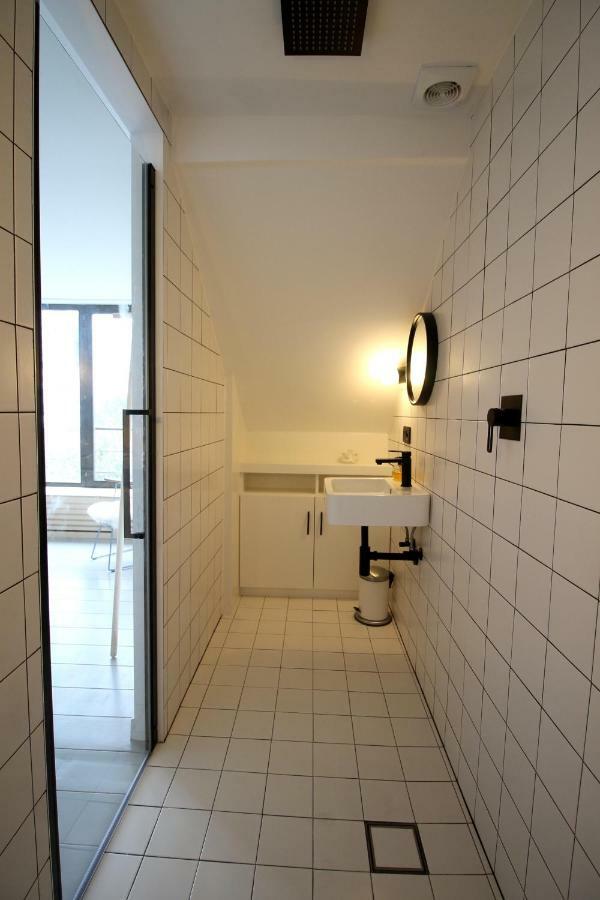 Canopee Guesthouse Ixelles Bagian luar foto